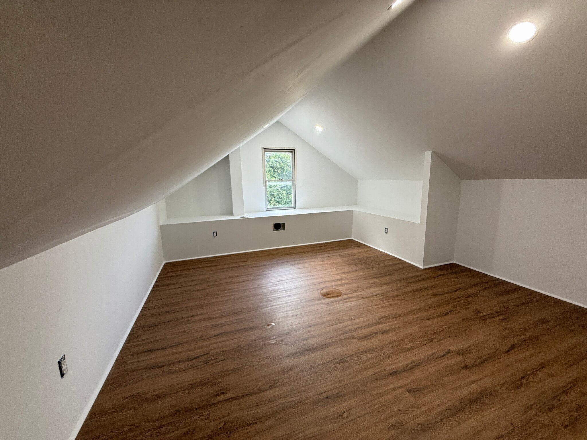 Building Photo - 30 Walter Hammond Pl