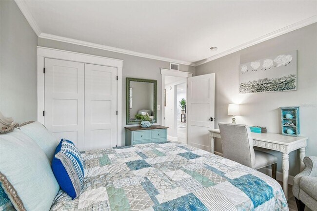 Building Photo - 8 Glencoe Pl