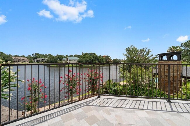 Building Photo - 23 Pleasure Cove Dr