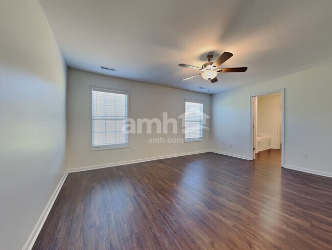 Building Photo - 8119 Cambridge Reserve Dr