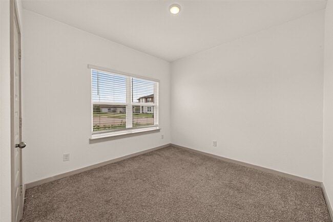 Building Photo - 6903 Green Embers Ln