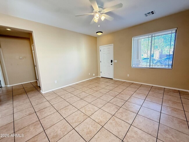 Building Photo - 4539 E Ivanhoe St