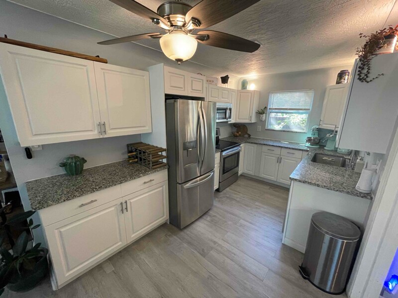 Building Photo - 1465 15th St S