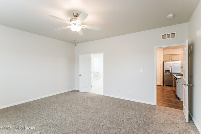 Building Photo - 11912 Parkside Vista Ln