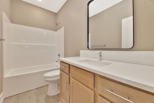 Building Photo - 969 W Long Path Ct