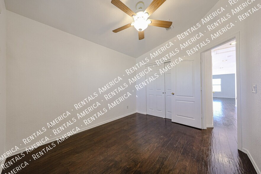 Building Photo - 3513 W Whispering Wind Dr