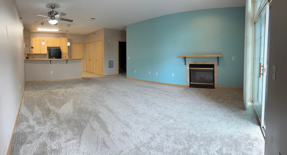 Living room - 201 E Lane St