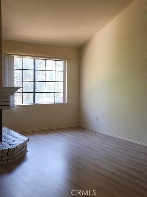 Building Photo - 22944 Estoril Dr