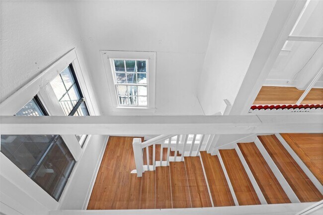 Building Photo - 4037-4039 Roswell St