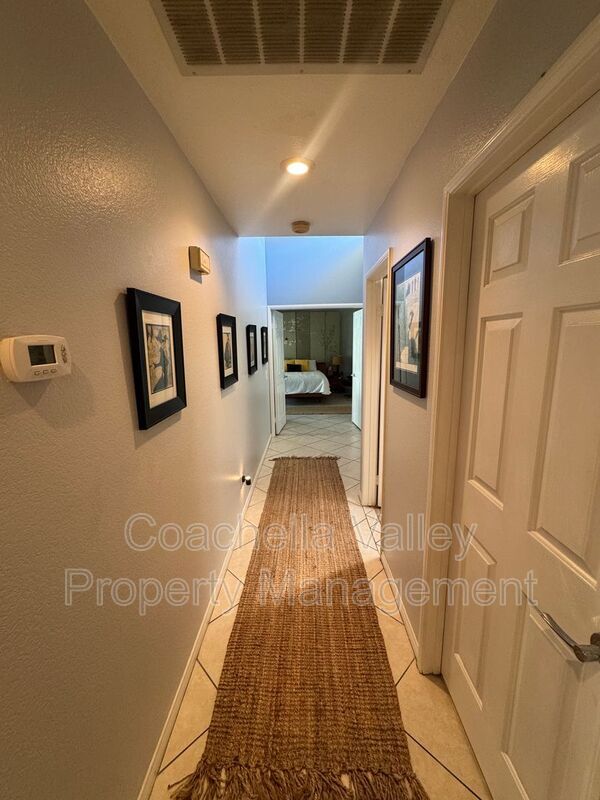 Building Photo - 43584 Via Magellan Dr