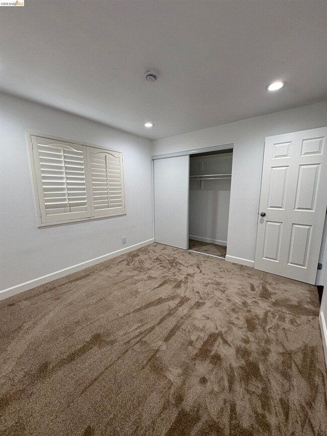 Building Photo - 1101 Hourglass Pl