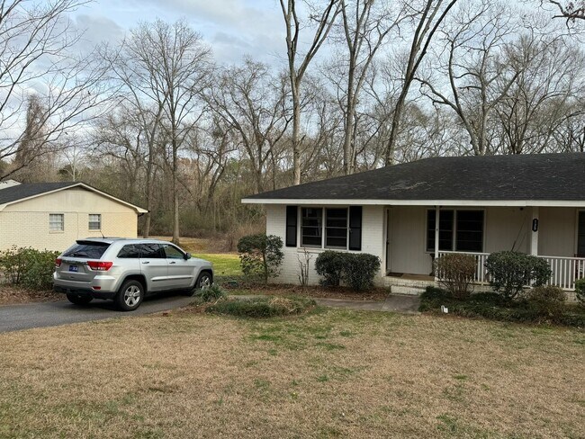 Building Photo - 125 Woody Dr