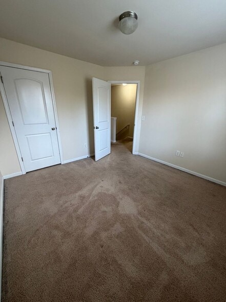 Building Photo - 26 Jones Creek Cir