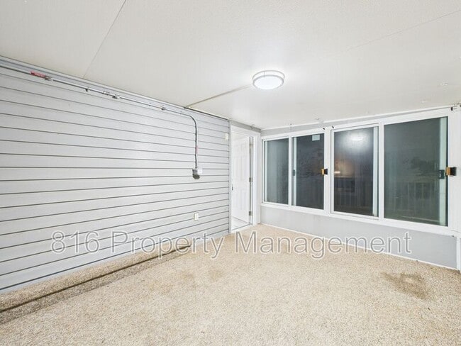 Building Photo - 5725 Blue Ridge Blvd