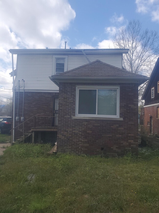 Building Photo - 15804 Indiana St