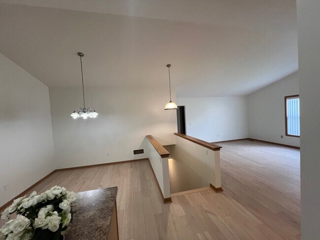 Building Photo - 44237 136th AVe