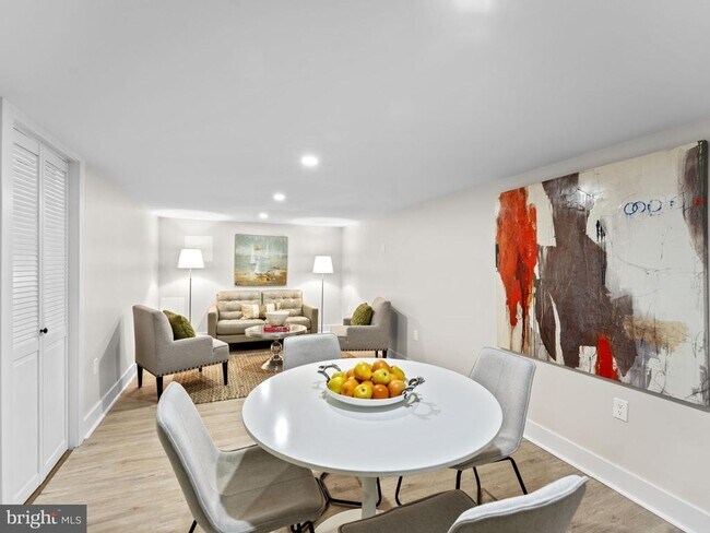 Building Photo - 532 Shepherd St NW