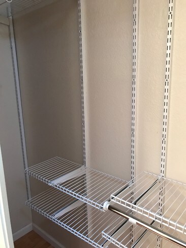Closet - 996 Belmont Terrace