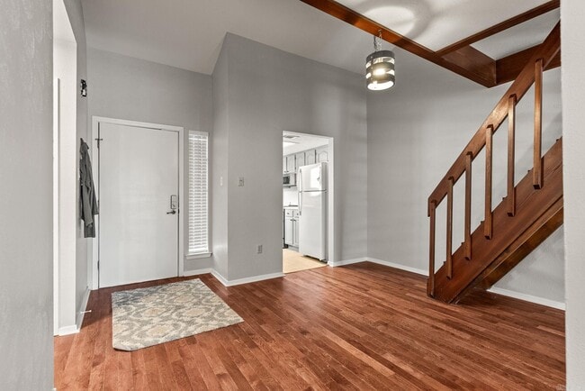 Building Photo - 102 Windwood Ln