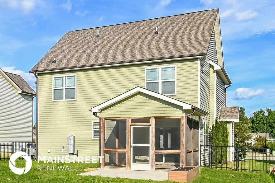 Building Photo - 136 Scarlet Bell Dr