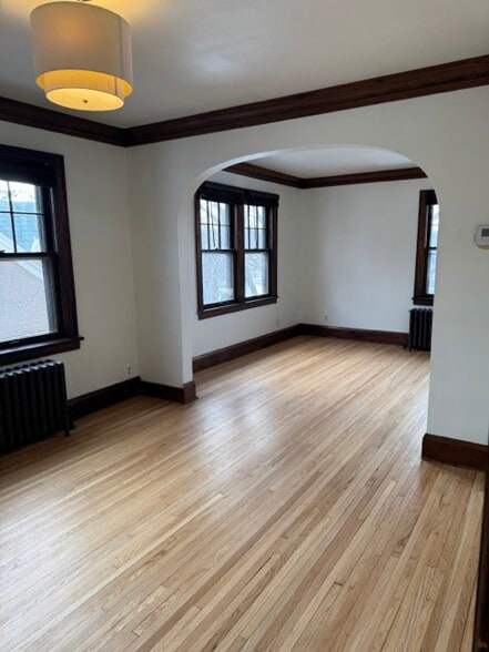 Building Photo - 4143 17th Ave S