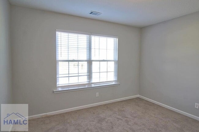 Building Photo - 39 Herty Ln