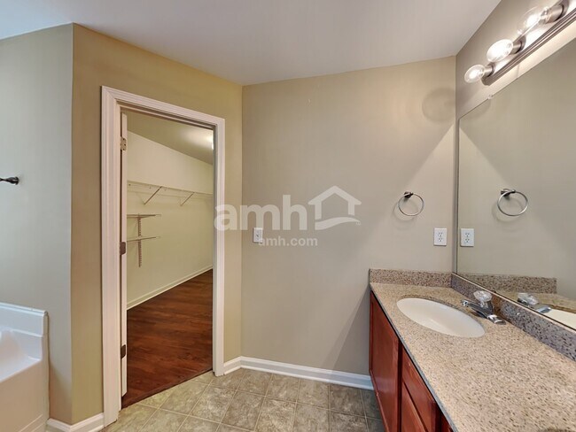 Building Photo - 5095 Cactus Cove Ln