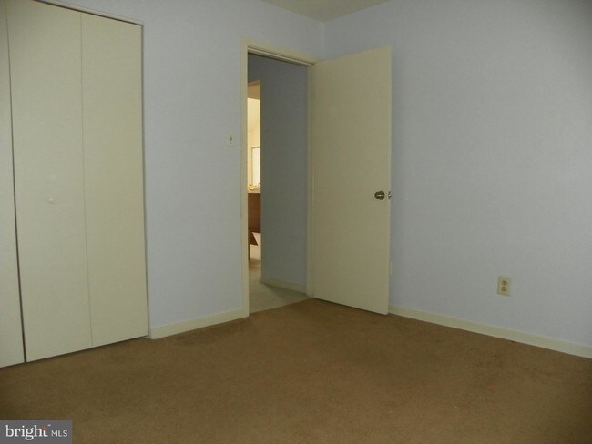 Building Photo - 5407 Lister Ct