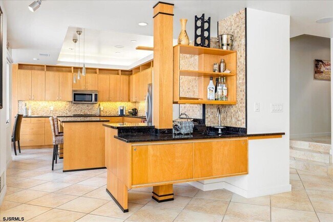 Building Photo - 7701 Atlantic Ave