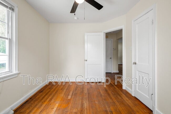 Building Photo - 819 Boroughbridge Rd