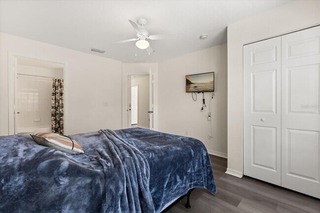 Building Photo - 2624 Lodi Cir