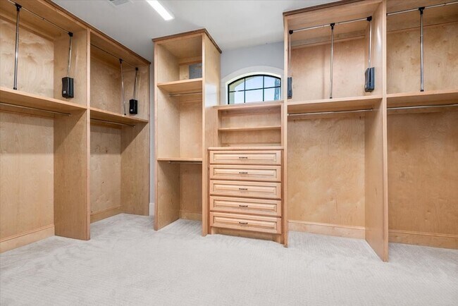 Building Photo - 4806 Pine Wood Meadows Ln