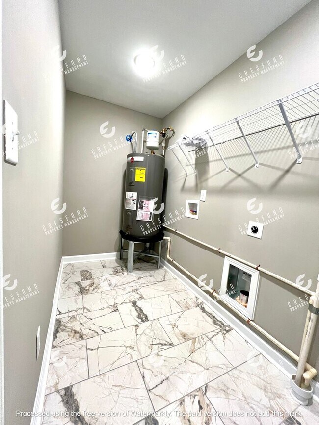 Building Photo - Like New Built in 2024  2Br/2Bath Condo Up...