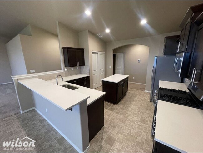 Building Photo - Upcoming 4-Bedroom Gem with Modern Charm and 2 Bath House for Rent!