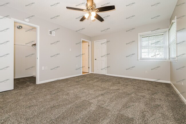 Building Photo - 1103 Brookside Ct