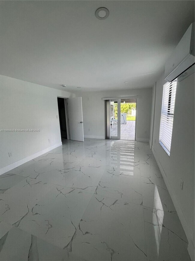 Building Photo - 11755 SW 37th St