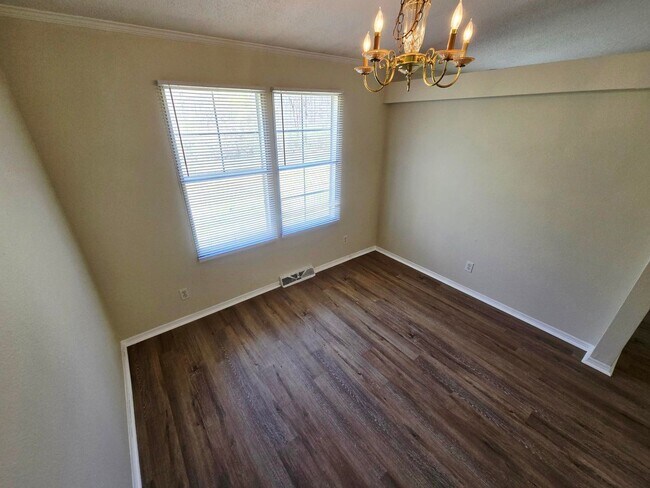 Building Photo - 3 Bed 2 Bath in quiet country setting! View this home TODAY!