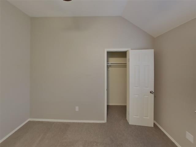 Building Photo - 2033 Oak Bend Ln