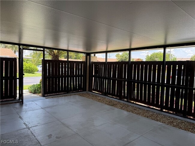 Building Photo - 6331 Royal Woods Dr