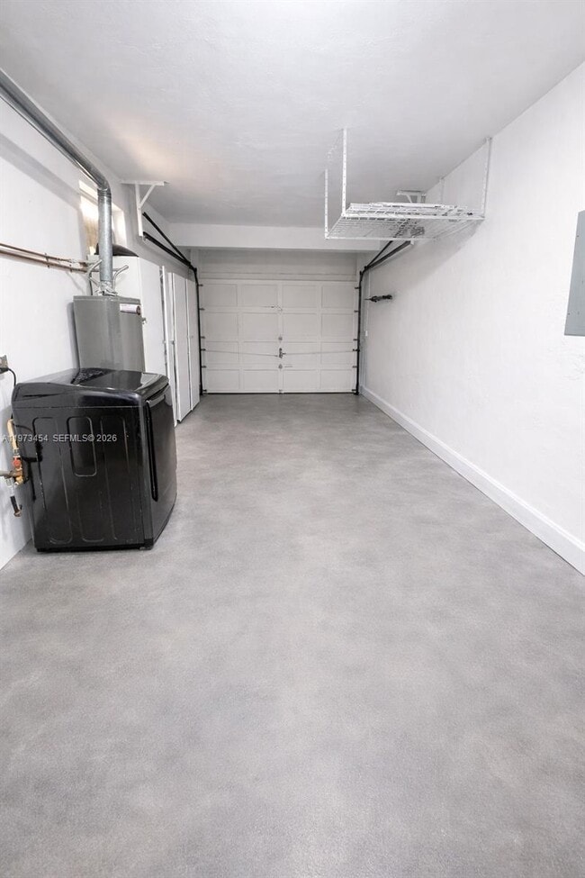 Building Photo - 2632 Madison St