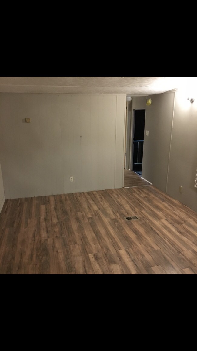 Building Photo - Ringgold Trailer- 45 Budget Lane