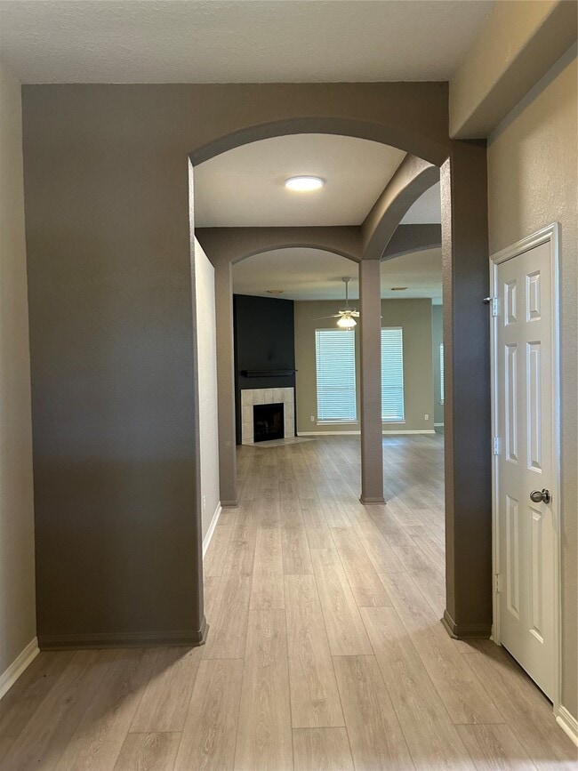 Building Photo - 12338 Browning Dr