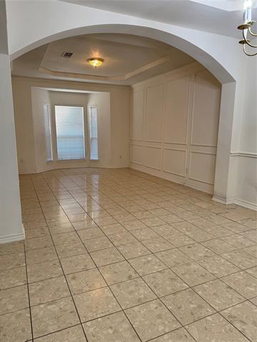 Building Photo - 5817 Mulvane Dr
