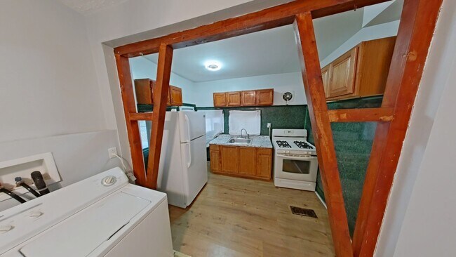 Building Photo - 2304 N Smedley St