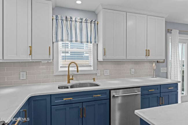 Building Photo - 45 Fielder Ave