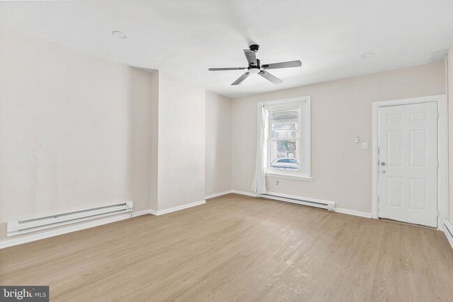Building Photo - 312 E Shedaker St