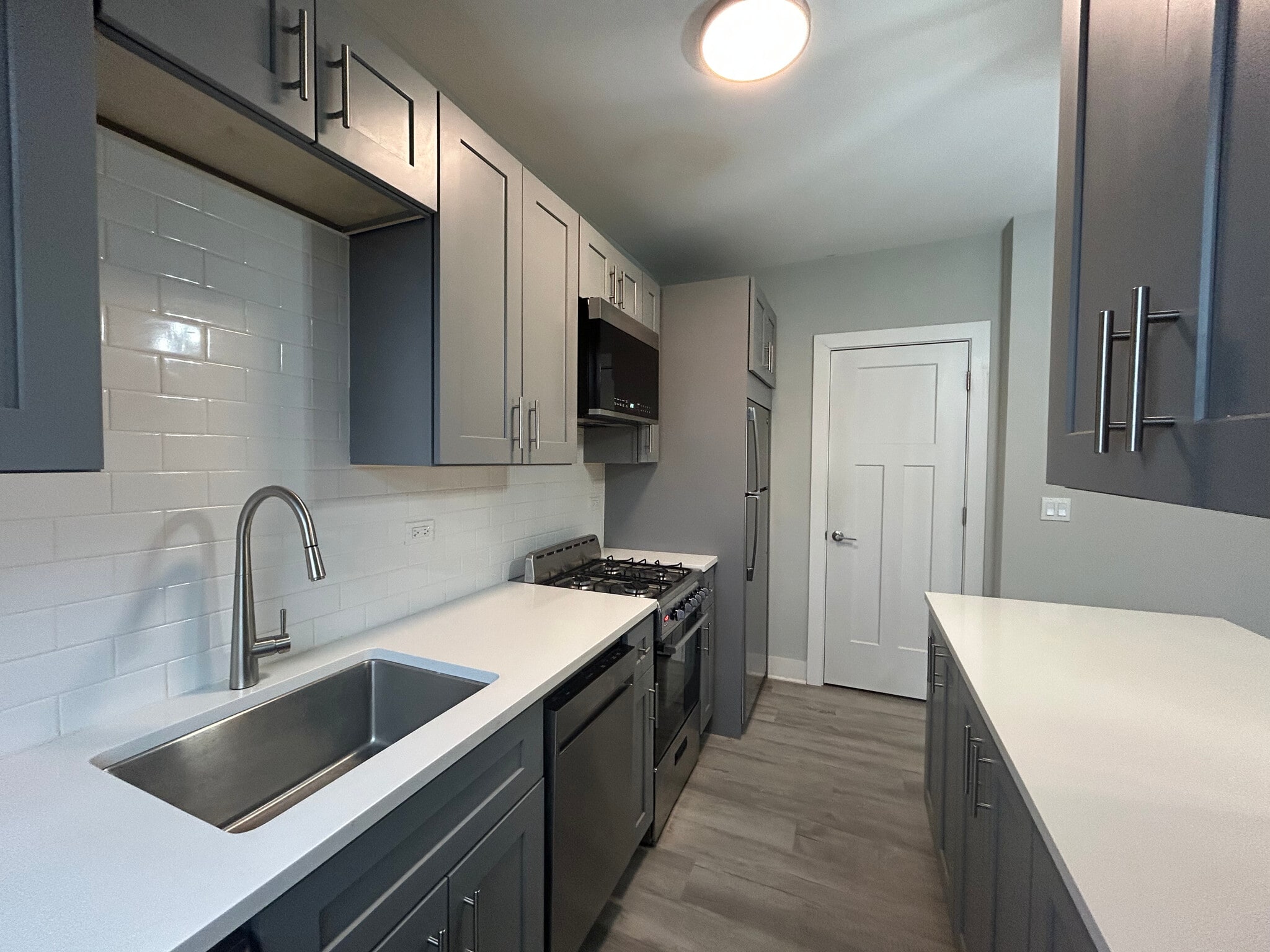 Building Photo - 372 Hazel Ave