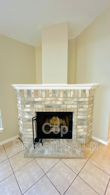 Building Photo - 6362 Parkland Oaks Dr