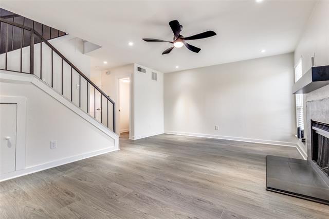 Building Photo - 2228 Colony Ct