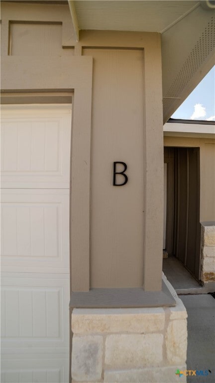 Building Photo - 907 Switchgrass Dr